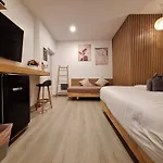 Koh Larn White House