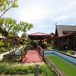 Dang Ky Ploen Tharnnam Resort