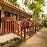 Sailom Resort Bangsaphan