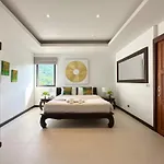Lulu Villa