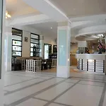 Bangsaen Villa Hotel
