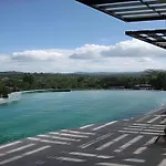 Breeze Hill Resort