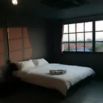 Rider Bedroom Hostel & Cafe