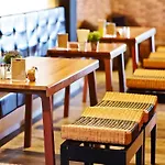 Leevana Hotel