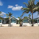 Rattana Pura Beach Resort