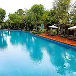 Chatnipa Beach Resort By Morseng