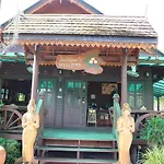 Baan Baitan Resort