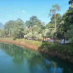 Puprai Tarnnarm Resort