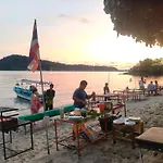 Yuyu Golden Beach