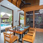 Narintara Private Pool Villas - Free Tuk-Tuk Service To The Beach!