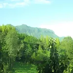 Breeze Hill Resort
