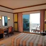 Bp Samila Beach Hotel & Resort