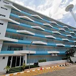 The Beach Bangsaen Condo Sea View Room 327-62 Top Floor-Free Netflix