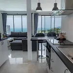 Tropical Sea View Residence