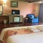 Pin Hotel