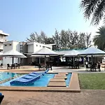 Grandblue Condominium 307 Pool-Seaview Maephim Rayong