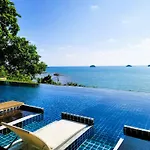 Koh Chang Cliff Beach Resort