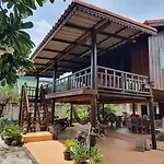 Seesea Thai Wooden House On Beachfront
