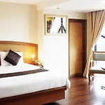 Nh Elegant Hotel