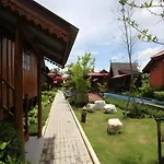 Dang Ky Ploen Tharnnam Resort
