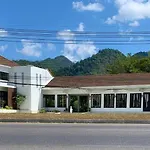 Baan Chuengkao Resort