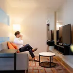 Parkroyal Suites Bangkok