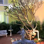 I-Yaris Boutique Resort
