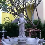 I-Yaris Boutique Resort