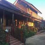 Ruen Lamai Lanna