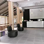 B Square Hotel At Khanom