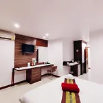 Patong Max Value Hotel
