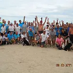 Blue Lagoon Guest House & Bar