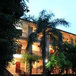 Green Hill Resort