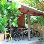 Chom Samed Resort