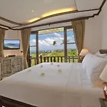 Royal Majestic Grand Thai Villa