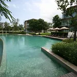 Huahin Beach Luxury Condominium