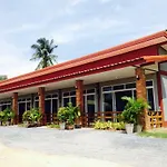 Lanta Fasia House