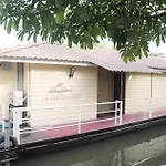 River Hill Resort
