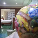 Rendezvous Hotel