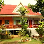 Yoghurt Home Hostel
