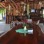 Home Paradise Resort Tak