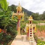 Banana Lodge