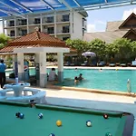 Nomads Chalong Beach, Phuket