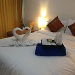 Ratchy Condo