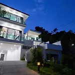 Villa Jasmin - Popular 4 Bed Pool Villa