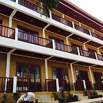 Au Aon Guesthouse