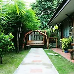 Chuan Chom Resort