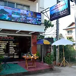 Let\' Go Backpackers Hostel
