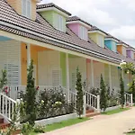 Chiangkhan Gallery Resort