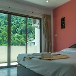 Patong Bay Guesthouse